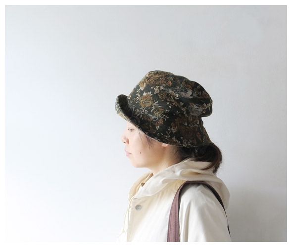 Engineered Garmentsのハットのモデル着用画像
